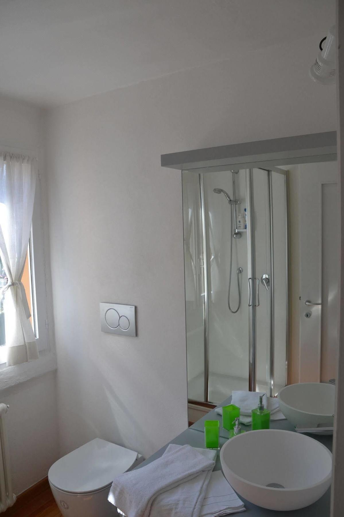 Villa Nina Relais Boutique B&B Carate Urio Bagian luar foto